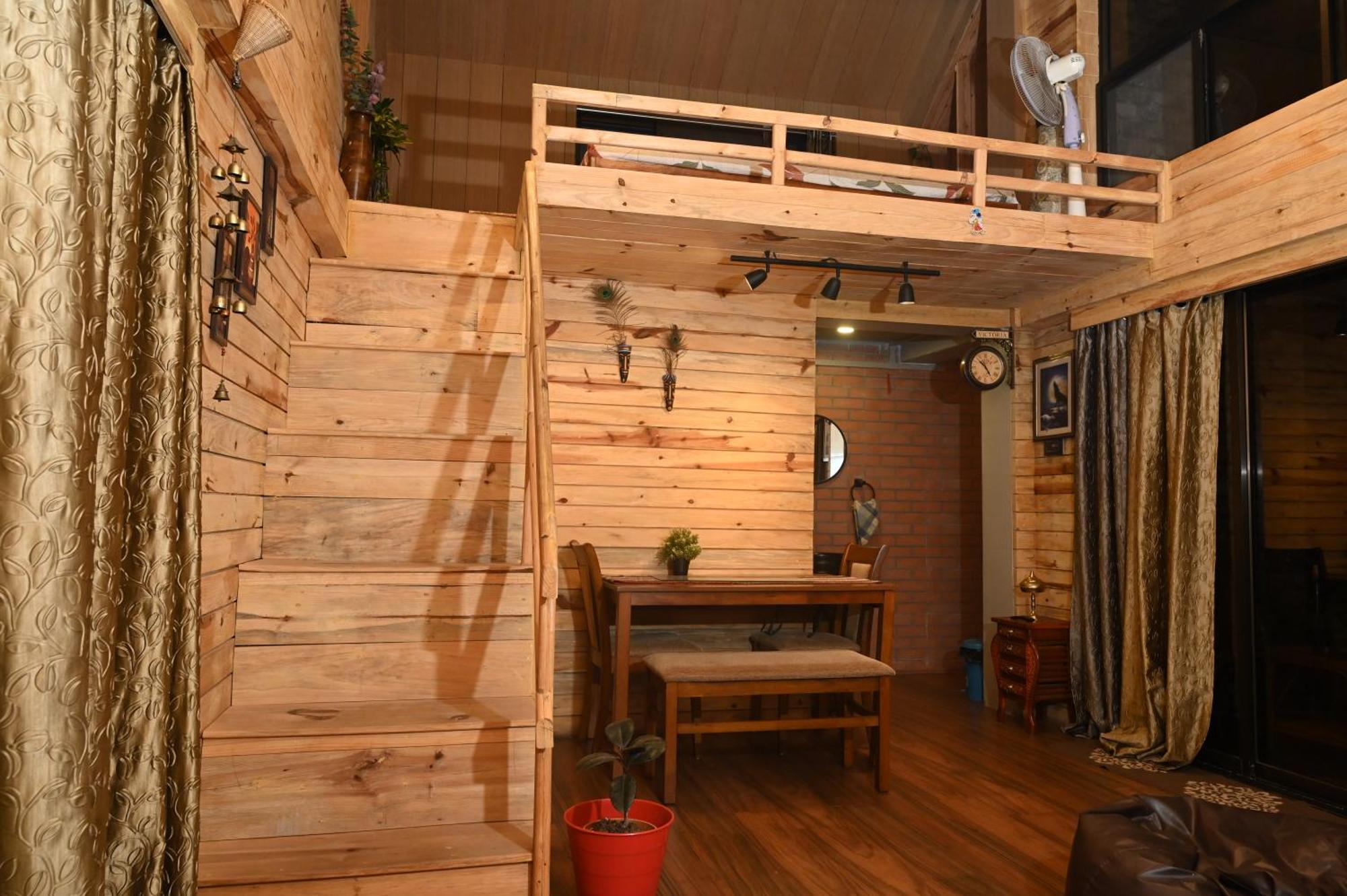 The Cabin By The Bayou Bed and Breakfast Guwahati Esterno foto