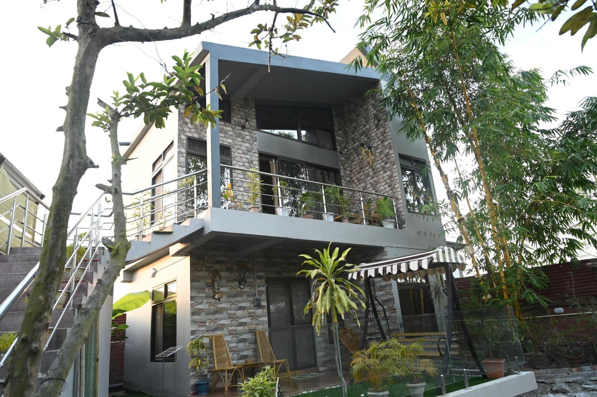 The Cabin By The Bayou Bed and Breakfast Guwahati Esterno foto