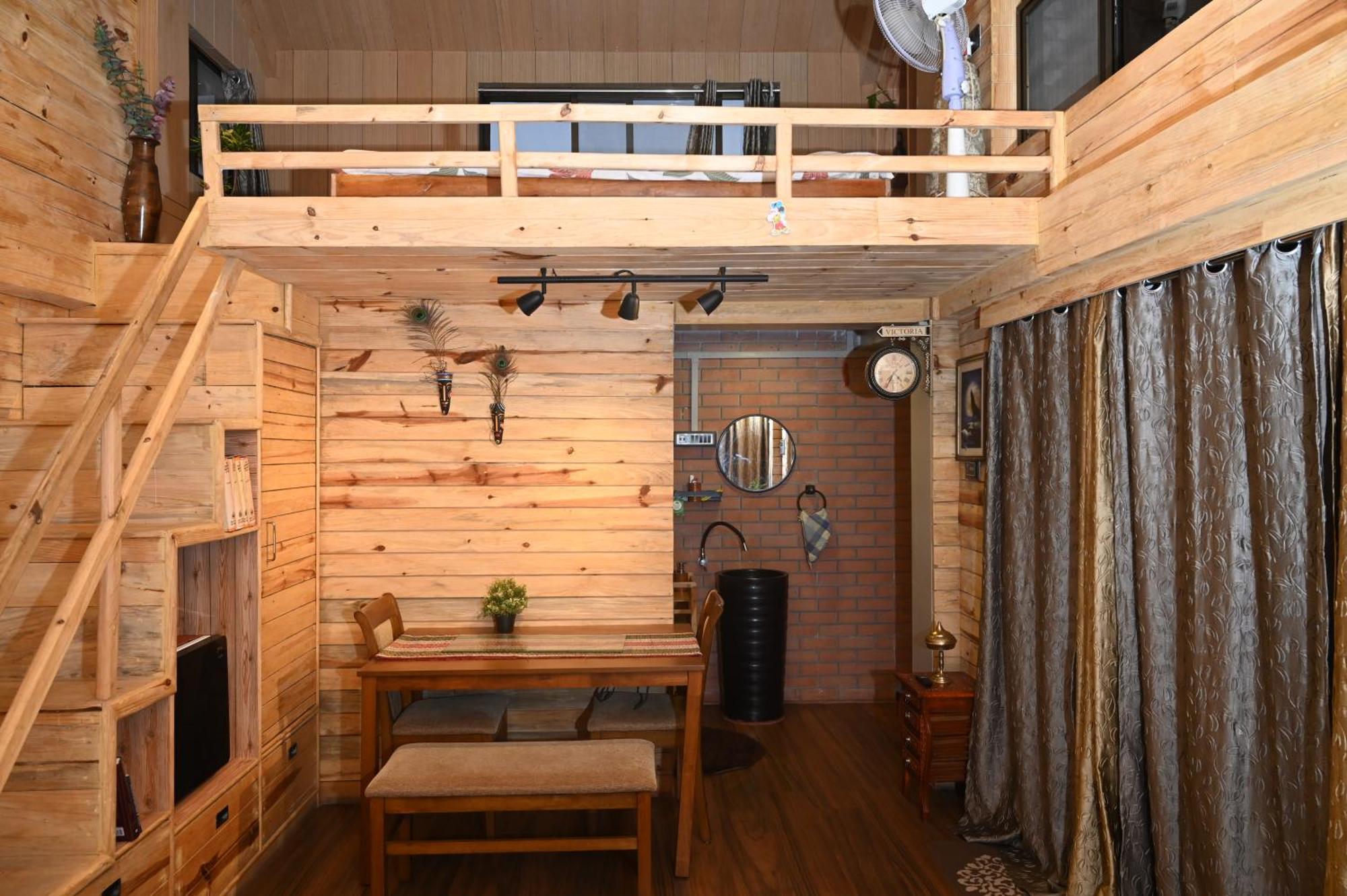 The Cabin By The Bayou Bed and Breakfast Guwahati Esterno foto