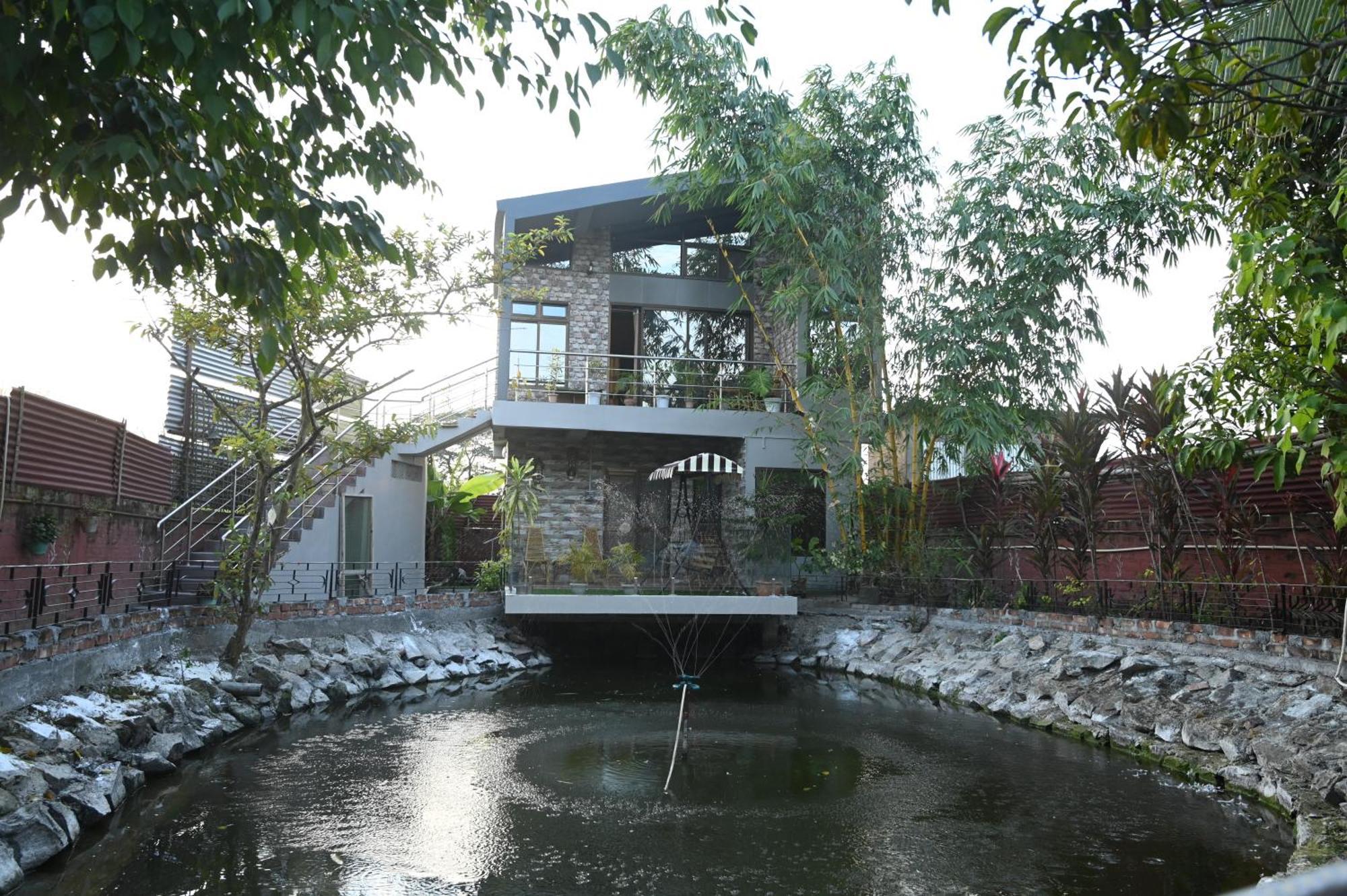 The Cabin By The Bayou Bed and Breakfast Guwahati Esterno foto
